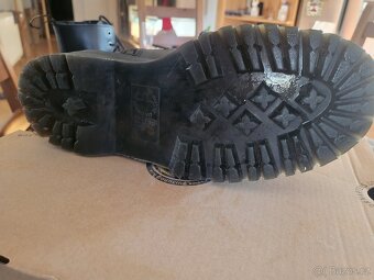 Boty na platformě Dr.Martens Jada - 4