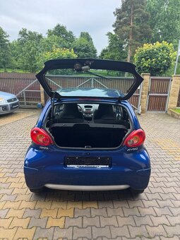 Toyota AYGO 1,0 i. 5 dveří - 93.000 KM - 4