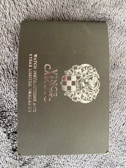 Vince Camuto - 4