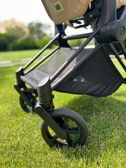 Cybex Priam 4.0 Simply flowers grey+seatpack Cozy Beige - 4