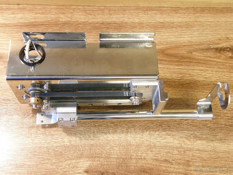 CNC lineární posuv, krokový motor - rozsah 104 mm - 4