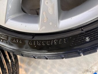 275x35xr19 . 245x40 r19 - 4