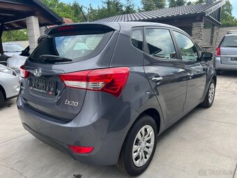HYUNDAI iX20 1.4i 66 KW 1.MAJITEL FACELIFT 2016 VYHŘ.SEDADLA - 4