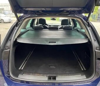 Opel Insignia Dynamic 1,5T 121kW Sport, kůže, panorama - 4