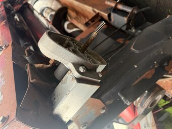 Skládací kukuřičný adaptér Gringhoff 6-řádkový pro sklízecí - 4