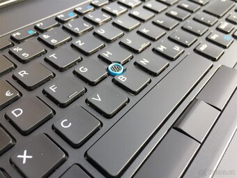 Dell Latitude E5570 - netradiční konfigurace s i5-6440HQ - 4