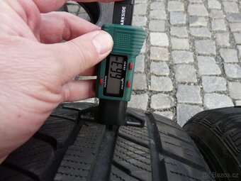 ZIMNÍ PNEU NANKANG 215/60R17 - 4