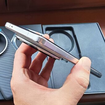 Zánovní VIVO X200 PRO 5G 16 /512 GB TITANIUM - 4