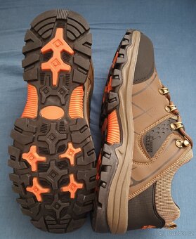 Nové nenošené trekové boty velikost 46. - 4