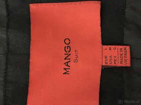 Dámská zimní  bunda s kapucí - 4