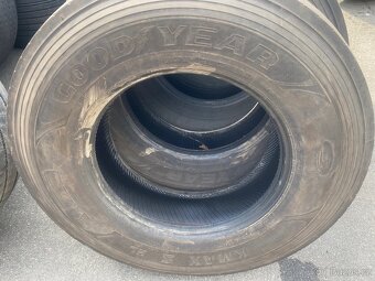 Nákladní pneumatiky 295/80 R22,5 - 4