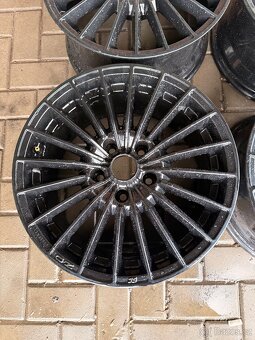Alu disky OZ 35 r17 5x114,3 - 4