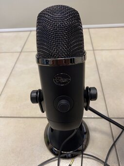 Mikrofon Blue Yeti Blackout + pop filtr | TOP stav - 4