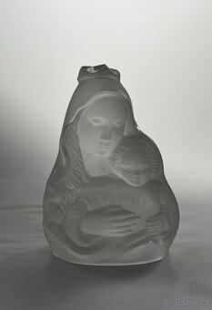 Madona s korunkou - sklo - 4