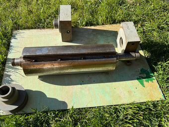 Třínožový hoblovací válec o průměru 100mm, délka 320mm - 4