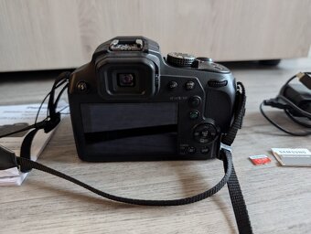 Digitální fotoaparát Panasonic Lumix DC-FZ82 - 4