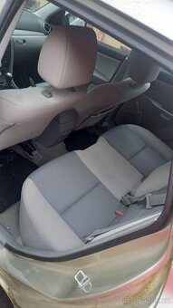Mazda 3 1.6 77kw benzín 2004 - 4