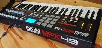Akai MPK 49 midi kontroler - 4