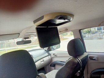 SUV - 4
