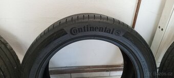 Pneu 235/45 R17 - 4