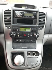 Kia Carnival 2.9 crdi 136 kw 2007 - 4