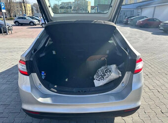 Ford Mondeo 2.0 TDCi Aut Edition PowerShift - 4