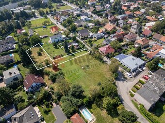 Prodej stavebního pozemku v Horních Počernicích - 4