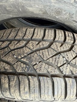 Pneu celoročni 185/60 r14 7,5mm - 4