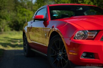 Ford Mustang 3.7 V6 2011 - 4