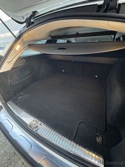 Mercedes Benz E-Class E220D 4matic Alltrain - 4