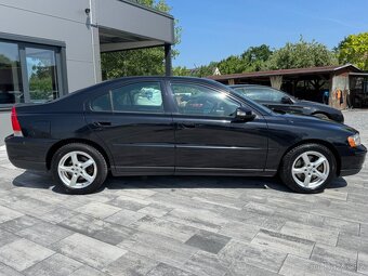 Volvo S60 2.4D D5 120kW - 4