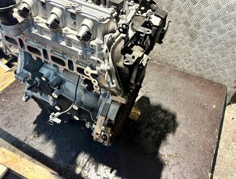 Jaguar XE motor 2.0i PT204 - 4