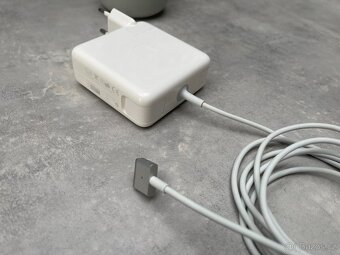 originální nabíječka Apple MagSafe 2 - 60W - 4