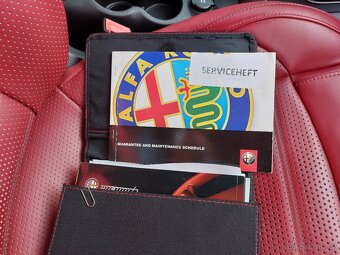 Alfa Romeo Giulietta 1.4 TB multiair QV line - 4