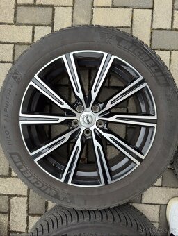 Volvo XC60 alu 19” zimní pneu Michelin - 4