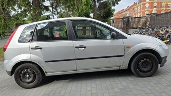 Ford Fiesta - 4