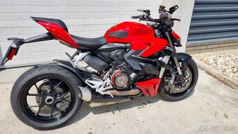 Ducati Streetfighter V2 (2022) - 4