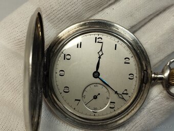 Staré tříplášťové celostříbrné kapesní hodinky, MEDAILE - 4