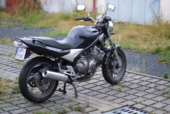 Yamaha XJ 600N - 4