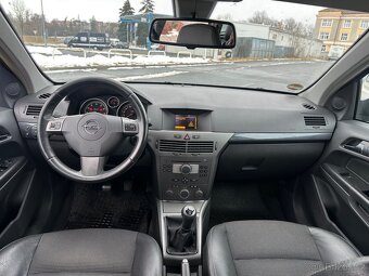 Opel Astra H combi , nová STK - 4