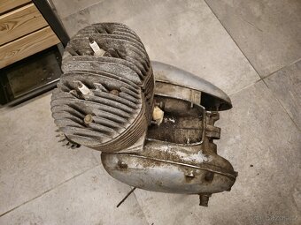 Motor jawa 354 - 4