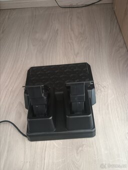 Volant Thrustmaster t128 - 4