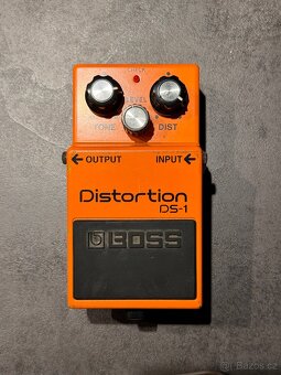 Pedály:Electro-harmonix Memory Boy / Boss Distortion - 4