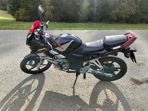 Honda CBR 125R - 4