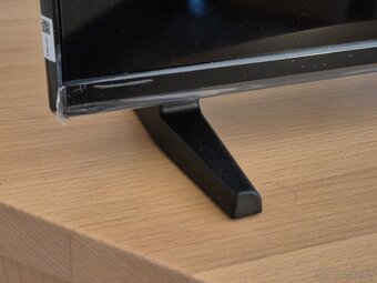 JVC 32" - 4