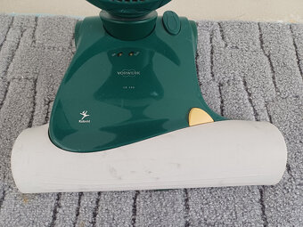 Vysavač Vorwerk VK 140 - na díly nebo opravu - 4
