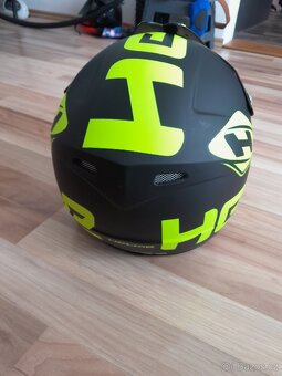 Helma na moto - 4
