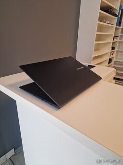 Asus VivoBook K513E - 4