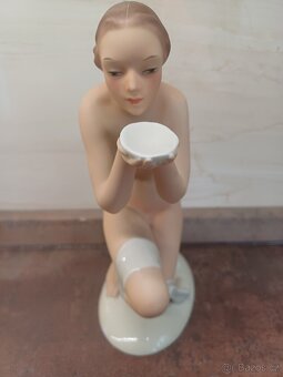Plastika akt Dívka s miskou PIRKEN HAMMER 1930 - 4