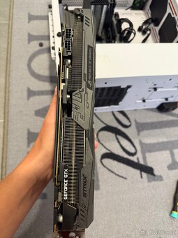 Grafická karta ROG GTX 1080ti - 4